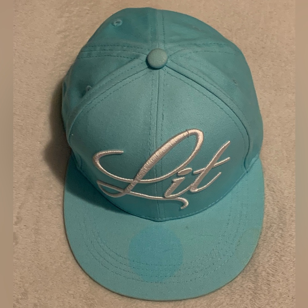 Carbon Elements LIT hat